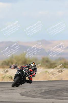 media/Nov-16-2025-Race Pace (Sun) [[8c5fa54630]]/Verified Riders/7-Turn 4 (1155am)/